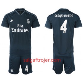 Real Madrid Fodboldtrøjer SERGIO RAMOS 4 Børn Udebanesæt 2018/19 Kort ærmer